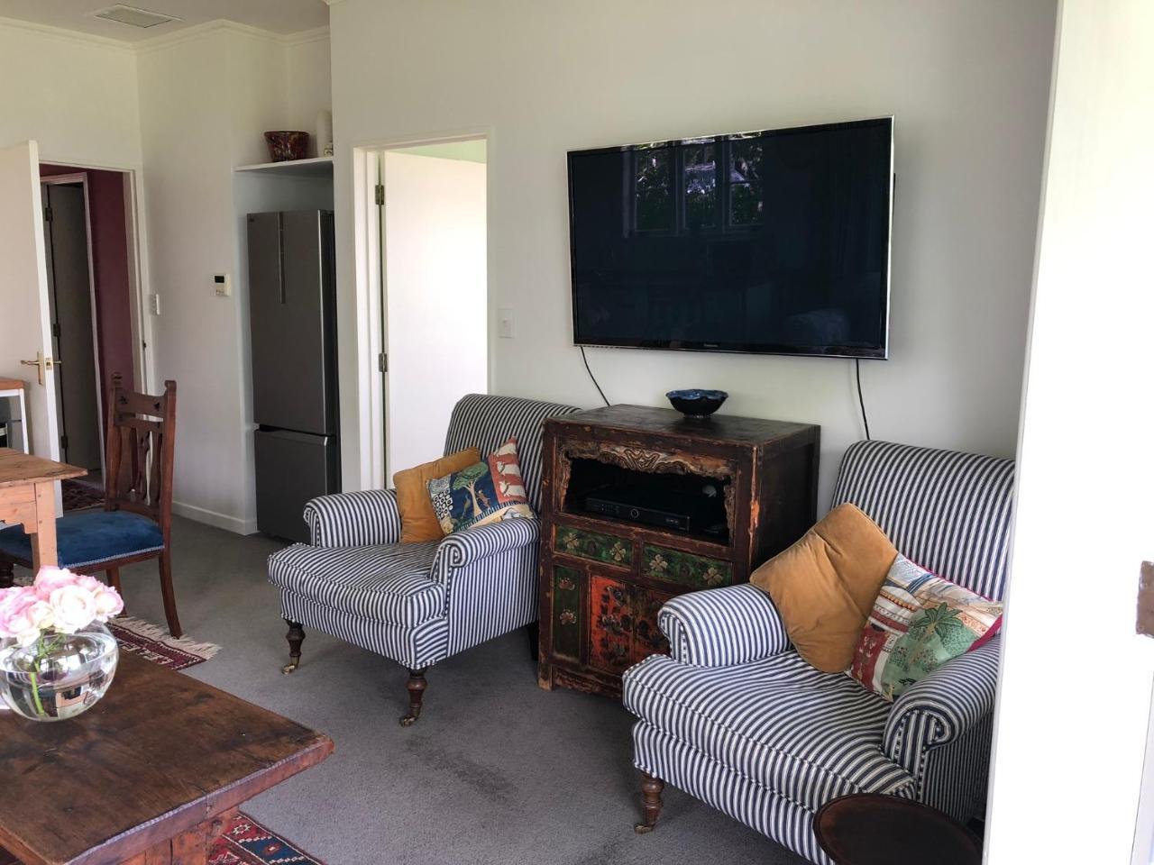 Te Kopura Lodge Martinborough Eksteriør billede